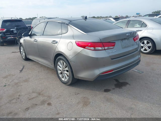 KIA OPTIMA EX 2018 5XXGU4L38JG186578 Image 3