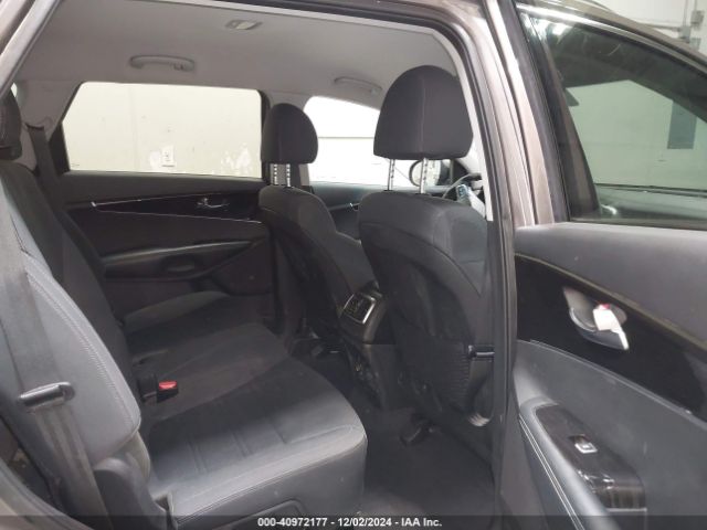 5XYPGDA35KG596343 KIA Sorento 2.4l Lx