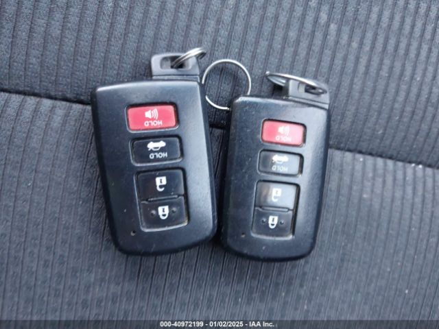 4T1BD1FK0HU206334 Toyota Camry Hybrid Se