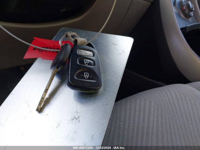 Продаж на аукціоні авто 2013 Hyundai Elantra Gls, vin: 5NPDH4AE2DH414725, номер лоту: 40972205