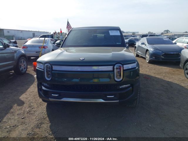 7PDSGABA8PN019739 Rivian R1s Adventure