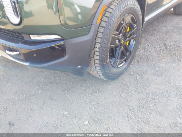 7PDSGABA8PN019739 Rivian R1s Adventure