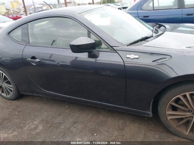 JF1ZNAA11E8706432 Scion Fr-s Monogram