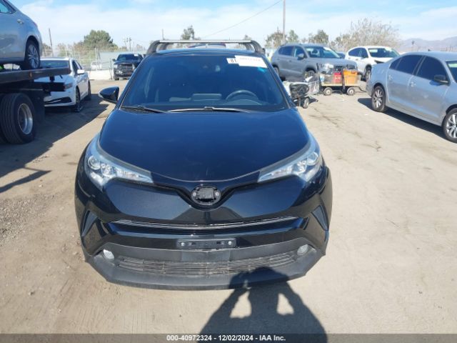 NMTKHMBX3JR010702 Toyota C-hr Xle Premium