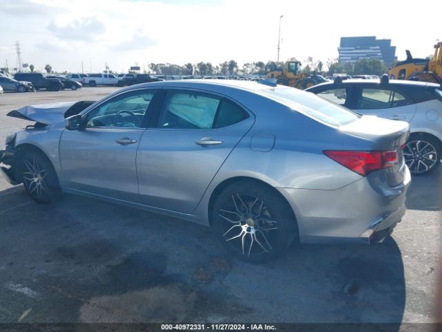 19UUB3F39JA000865 Acura TLX