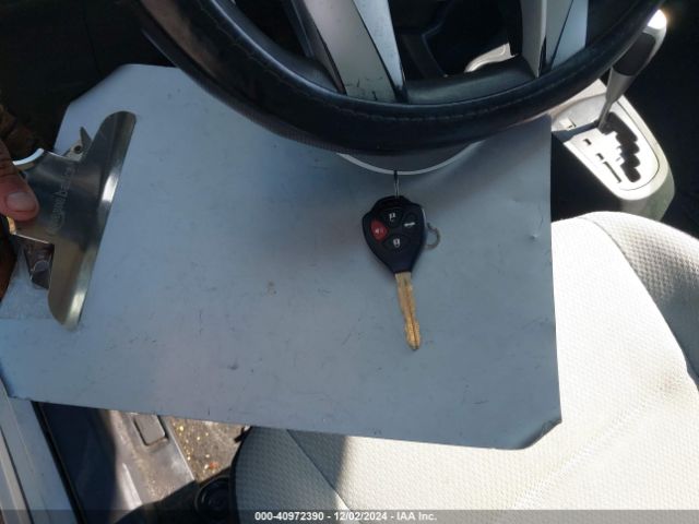 JTDKDTB38H1593960 Toyota Prius C One
