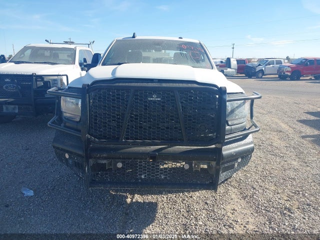 3C6UR5HJ4RG186532 RAM 2500 Tradesman  4x4 8' Box