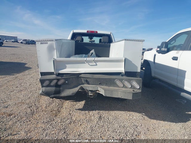 3C6UR5HJ4RG186532 RAM 2500 Tradesman  4x4 8' Box