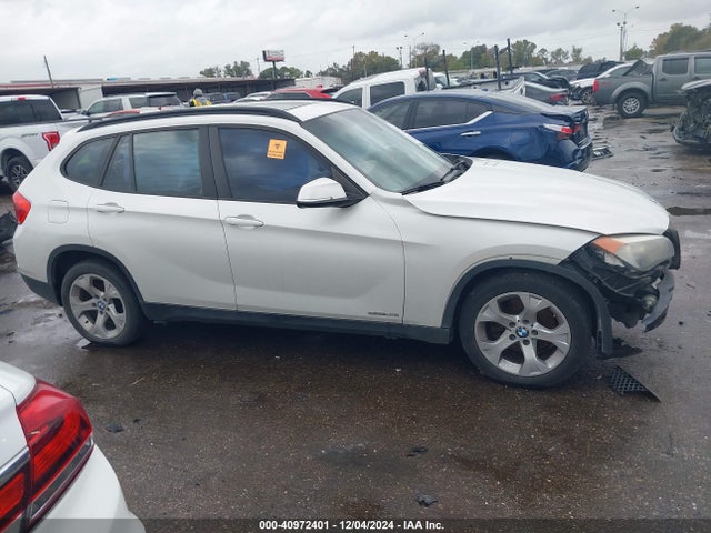 BMW X1 Sdrive28i 2015 WBAVM1C50FVW58255 Image 13
