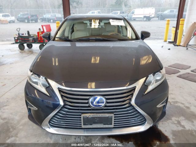 JTHBW1GG8H2139436 Lexus ES 300H