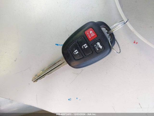 Toyota COROLLA LE 2017 5YFBURHE0HP711135 Image 11