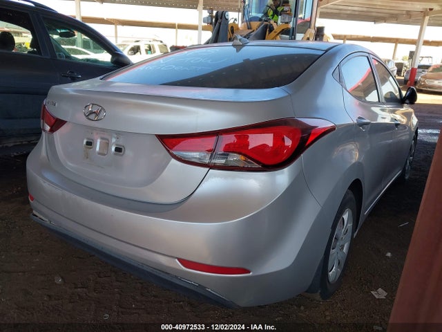 Hyundai ELANTRA SE 2016 KMHDH4AEXGU581811 Image 4