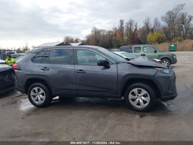 2T3H1RFV5NW186905 Toyota RAV4 LE