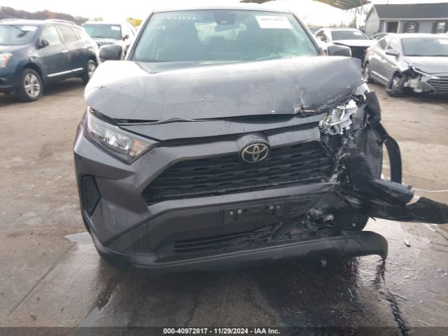 2T3H1RFV5NW186905 Toyota RAV4 LE