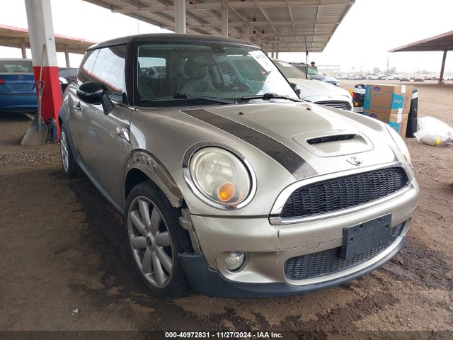 2009 MINI COOPER S WMWMF73539TW83059 Photo 0