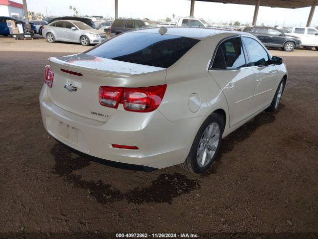 1G11E5SL2EF114606 Chevrolet MALIBU 2LT