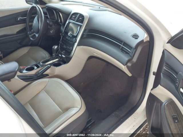 1G11E5SL2EF114606 Chevrolet MALIBU 2LT