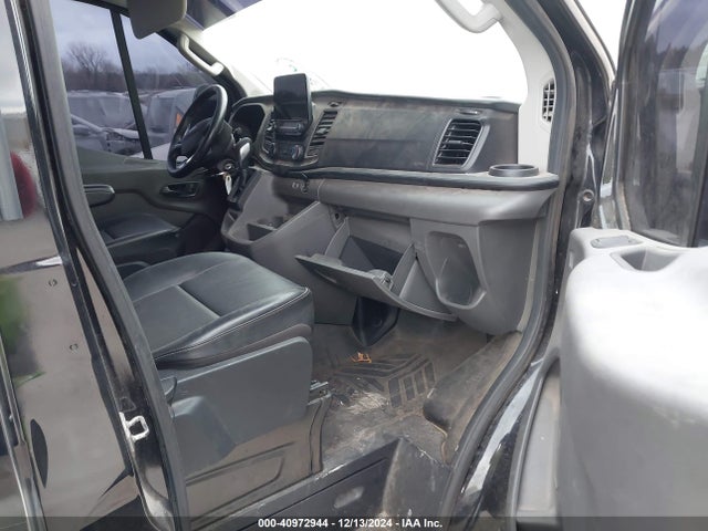 1FTYE1Y84MKA24008 Ford Transit-150 Cargo Van