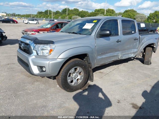 Toyota Tacoma Double Cab 2014 5TFLU4ENXEX101218 Image 2
