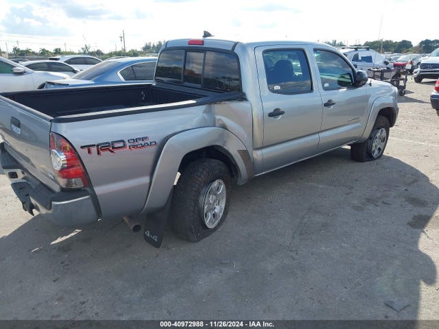 Toyota Tacoma Double Cab 2014 5TFLU4ENXEX101218 Image 4