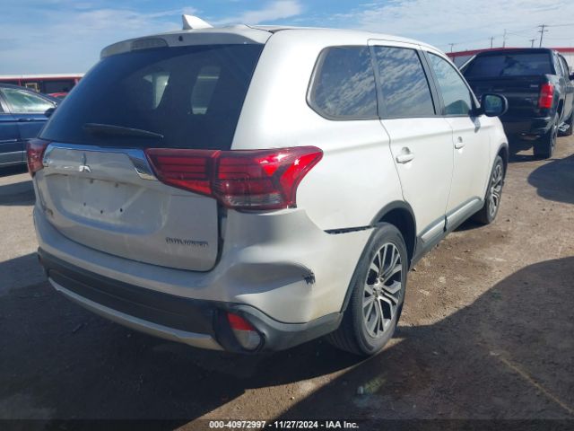 JA4AD2A39HZ044268 Mitsubishi Outlander Es