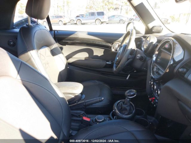 WMWWG5C36H3C99982 Mini Convertible Cooper
