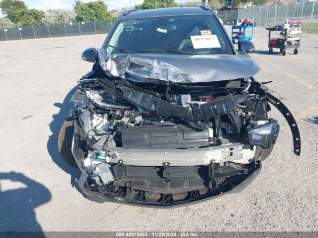 1G1FY6S05P4185676 Chevrolet Bolt Euv Fwd Lt