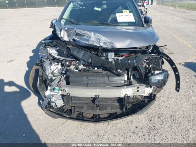 1G1FY6S05P4185676 Chevrolet Bolt Euv Fwd Lt