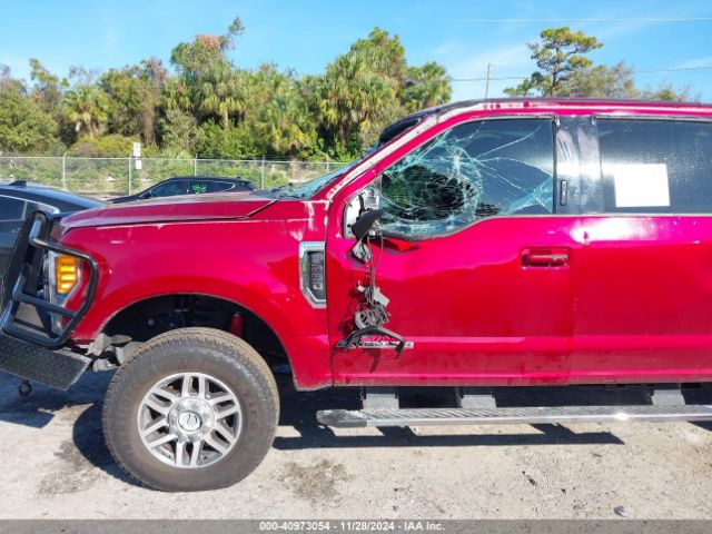 1FT7W2BT8HEF31574 Ford F-250 Lariat