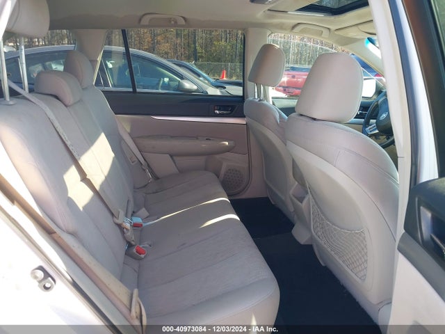 Subaru Outback 2.5i Premium 2014 4S4BRBECXE3325530 Image 8