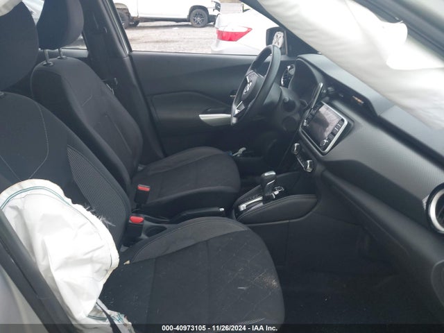 3N1CP5CU5KL545267 Nissan KICKS SV