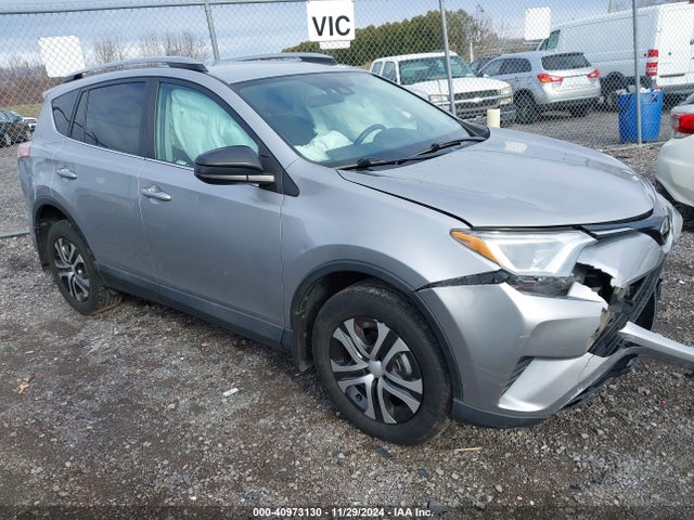 Toyota RAV4 LE 2017 2T3BFREVXHW631605 Image 1