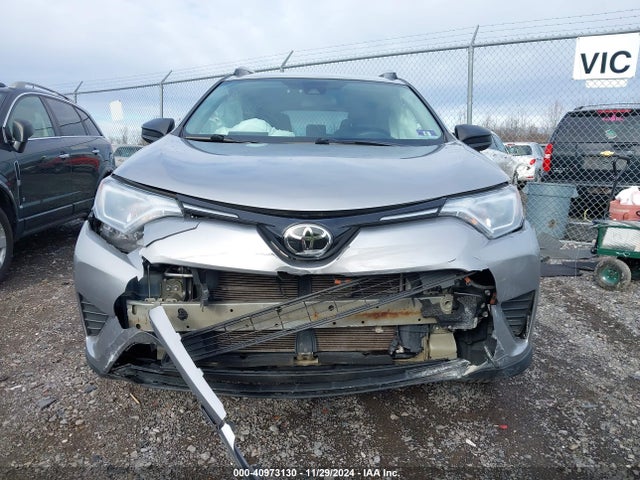 Toyota RAV4 LE 2017 2T3BFREVXHW631605 Image 12