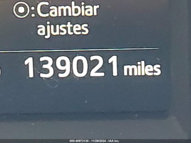 Toyota RAV4 LE 2017 2T3BFREVXHW631605 Image 15