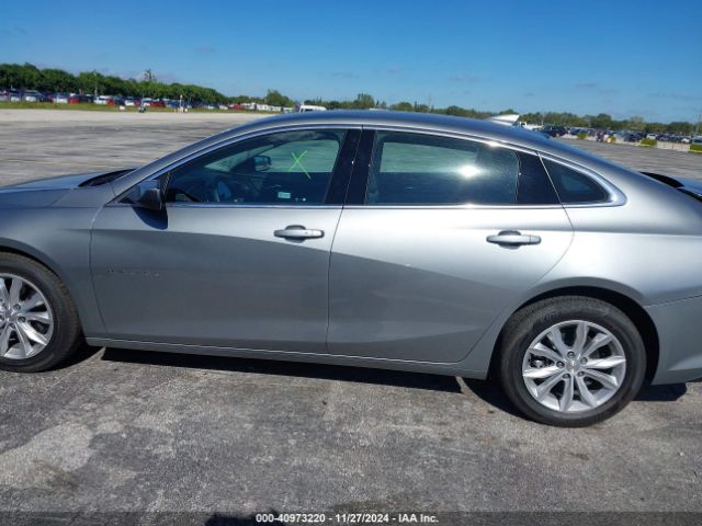 1G1ZD5ST7SF122623 Chevrolet Malibu Fwd 1lt