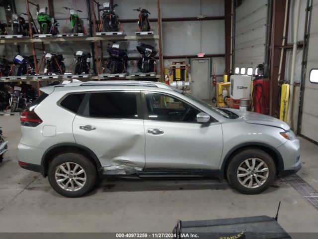 5N1AT2MV5JC824990 Nissan ROGUE SV