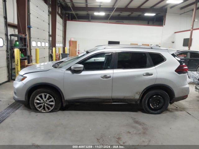 5N1AT2MV5JC824990 Nissan ROGUE SV
