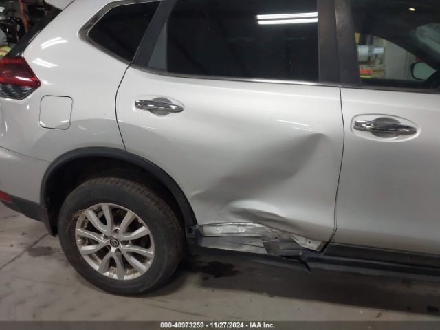 5N1AT2MV5JC824990 Nissan ROGUE SV