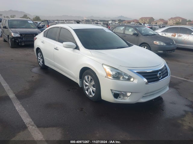 Nissan Altima 2.5 S 2014 1N4AL3AP3EN356919 Image 1