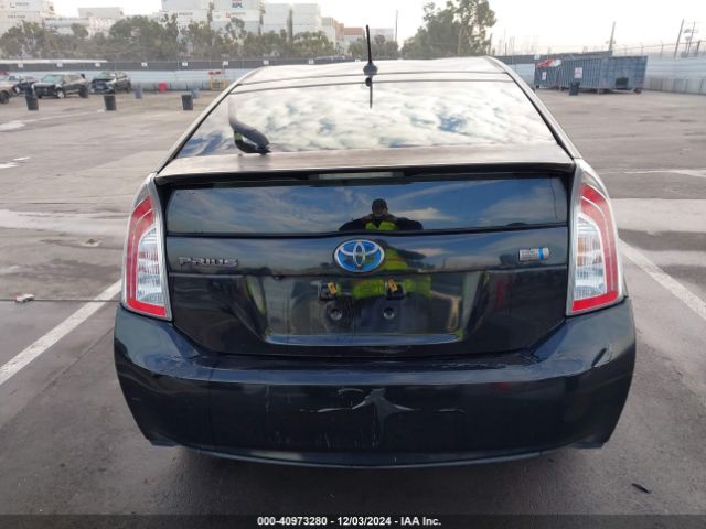 JTDKN3DU7F0395389 Toyota Prius Four
