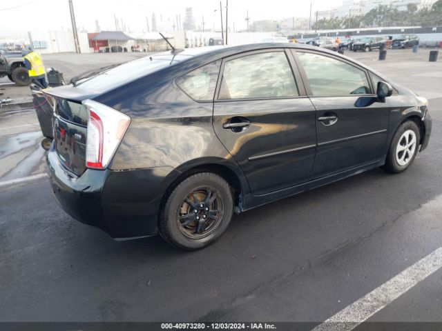 JTDKN3DU7F0395389 Toyota Prius Four