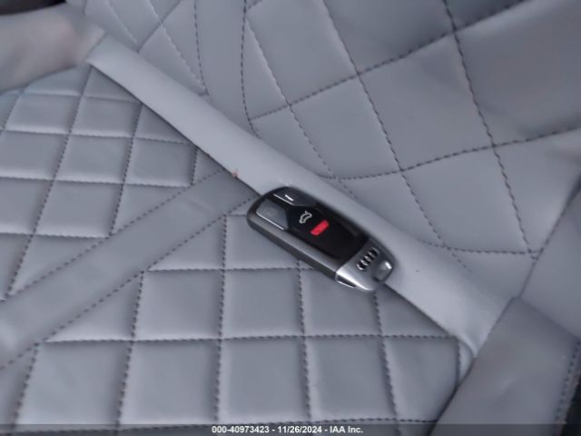 2018 AUDI S4 WAUB4AF44JA116162 Photo 10