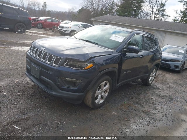 3C4NJDBB8HT651142 Jeep New Compass Latitude 4x4