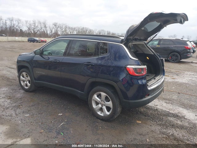 3C4NJDBB8HT651142 Jeep New Compass Latitude 4x4