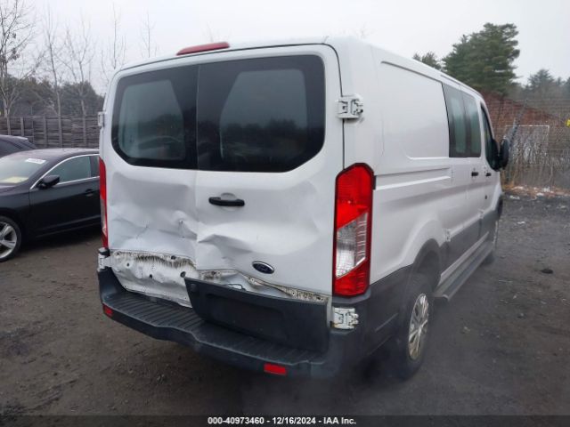 1FTYR1ZM5GKA39217 Ford Transit-250