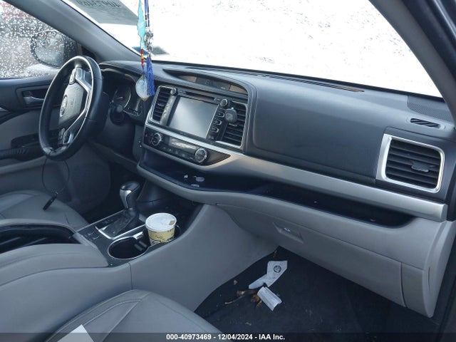 Toyota Highlander Xle V6 2015 5TDJKRFH8FS183069 Image 5