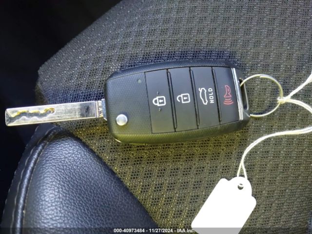 5XXGT4L35JG221046 KIA Optima S