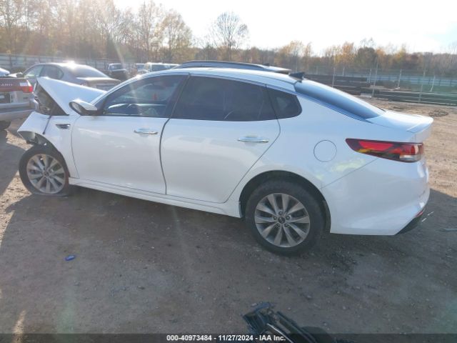 5XXGT4L35JG221046 KIA Optima S