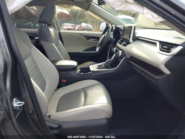 Toyota Rav4 Limited 2019 JTMN1RFV6KD028150 Image 5