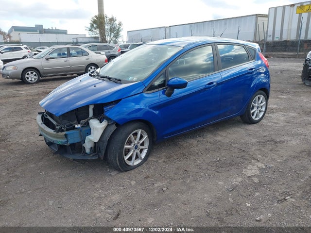 Ford FIESTA SE 2019 3FADP4EJXKM133408 Image 2